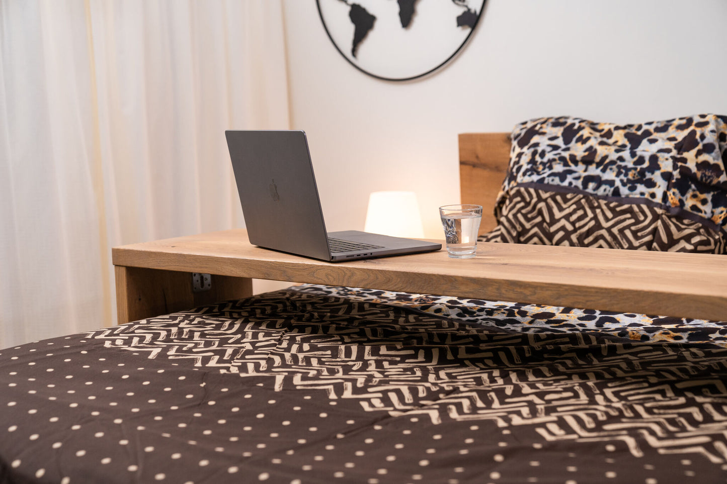 Bedtafel Massief Eiken - Ruimte onder Tafel