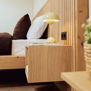 Black & Oak (balken bed)