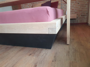 Balken bed met opbergruimte